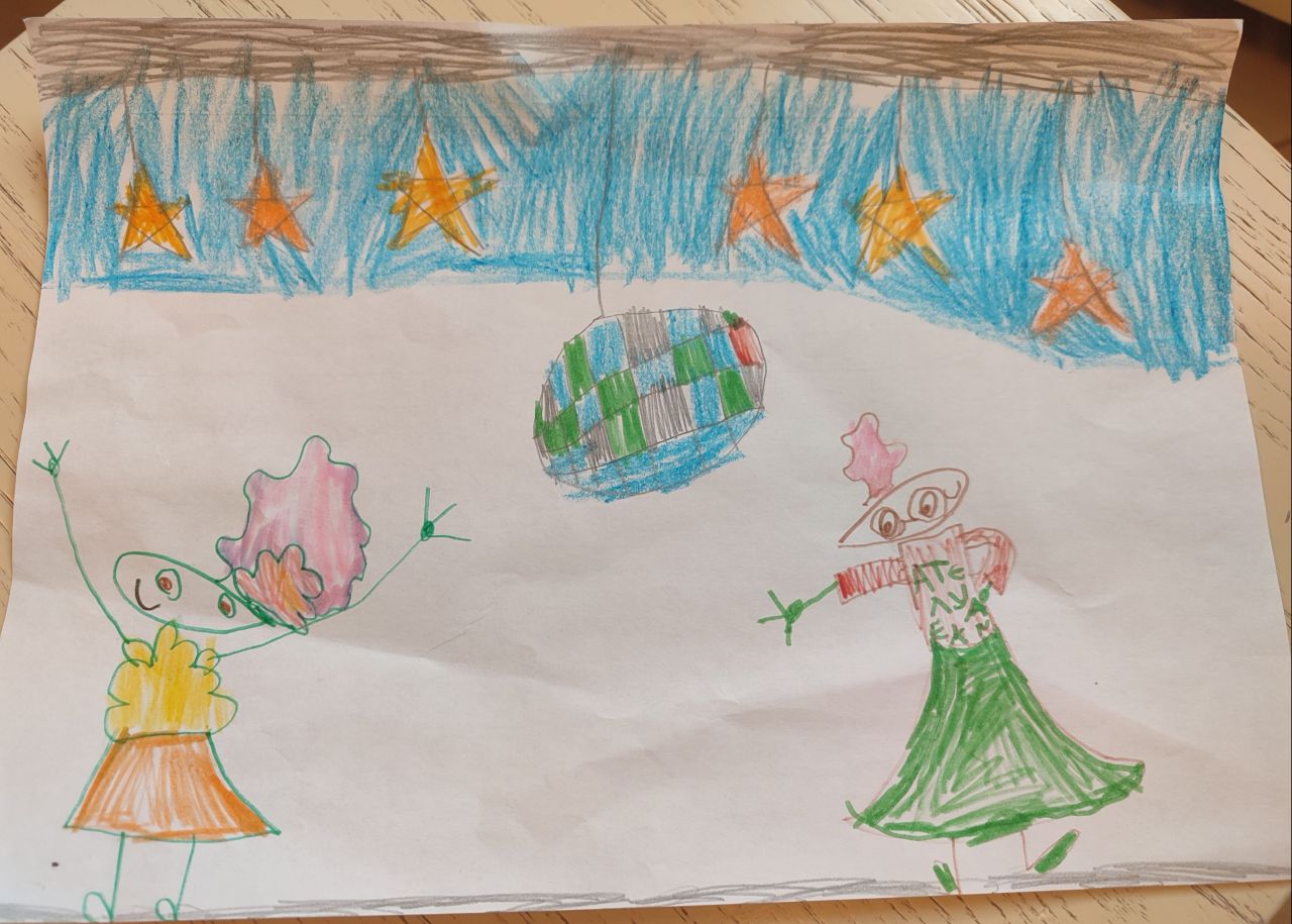 Аделина  5 лет