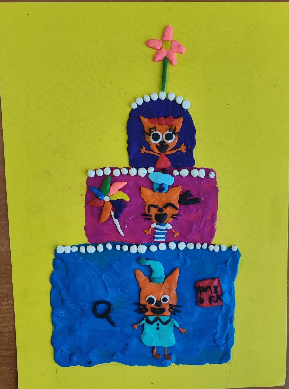 Айыына 8 лет